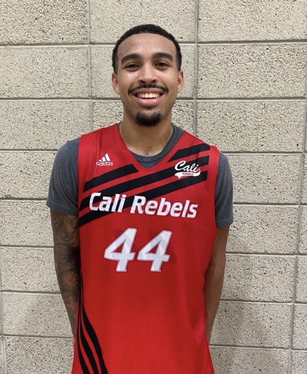 calirebelsmbb's tweet photo. Cali Rebels 17u Red tops Compton Magic 71-58

Kyle Evans 18pts, 17reb, 3blk
Erick Chaney 17pts, 2ast, 2reb
Bam Johnson 14pts, 4ast, 3stl
#TrustTheProcess 

@_kylevans_ @cbgerick3 @_Bamjohnson https://t.co/KeOKixomki