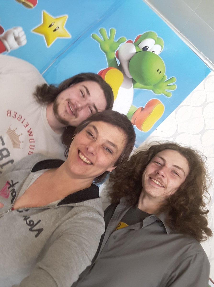 CharWilcox2's tweet photo. oh just hanging with both my boys under one roof!!
#family #happymamma #soblessed #ThankYouUniverse https://t.co/JG1icpxOz0