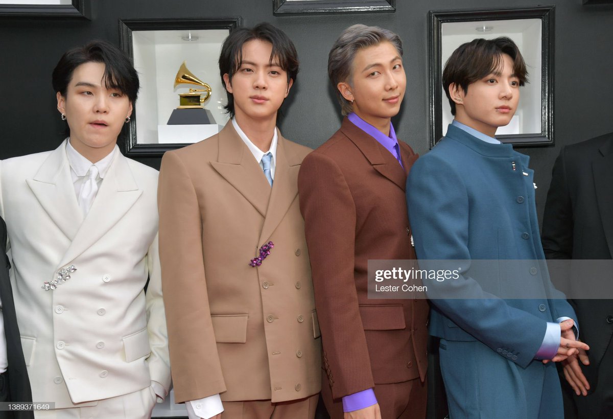 gr@mmy'den namjin🥵🥵🥵