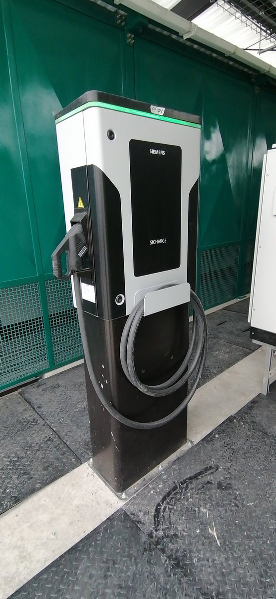 hugoesaenzp's tweet photo. El centro de logística de #MovilidadEléctrica que se montaron los de #Fanalca @Transdev y @greenmoviltrans es brutal, el más grande del Sur de América https://t.co/g8ABv5t3ML