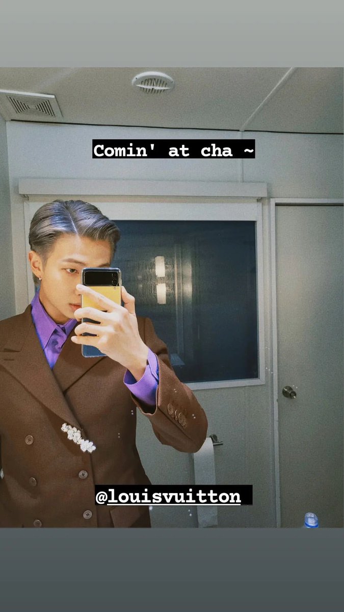 btsinthemoment's tweet photo. [rkive] instagram story 

🐨 comin' at cha ~ 
@/louisvuitton https://t.co/2xoKfsTzyB