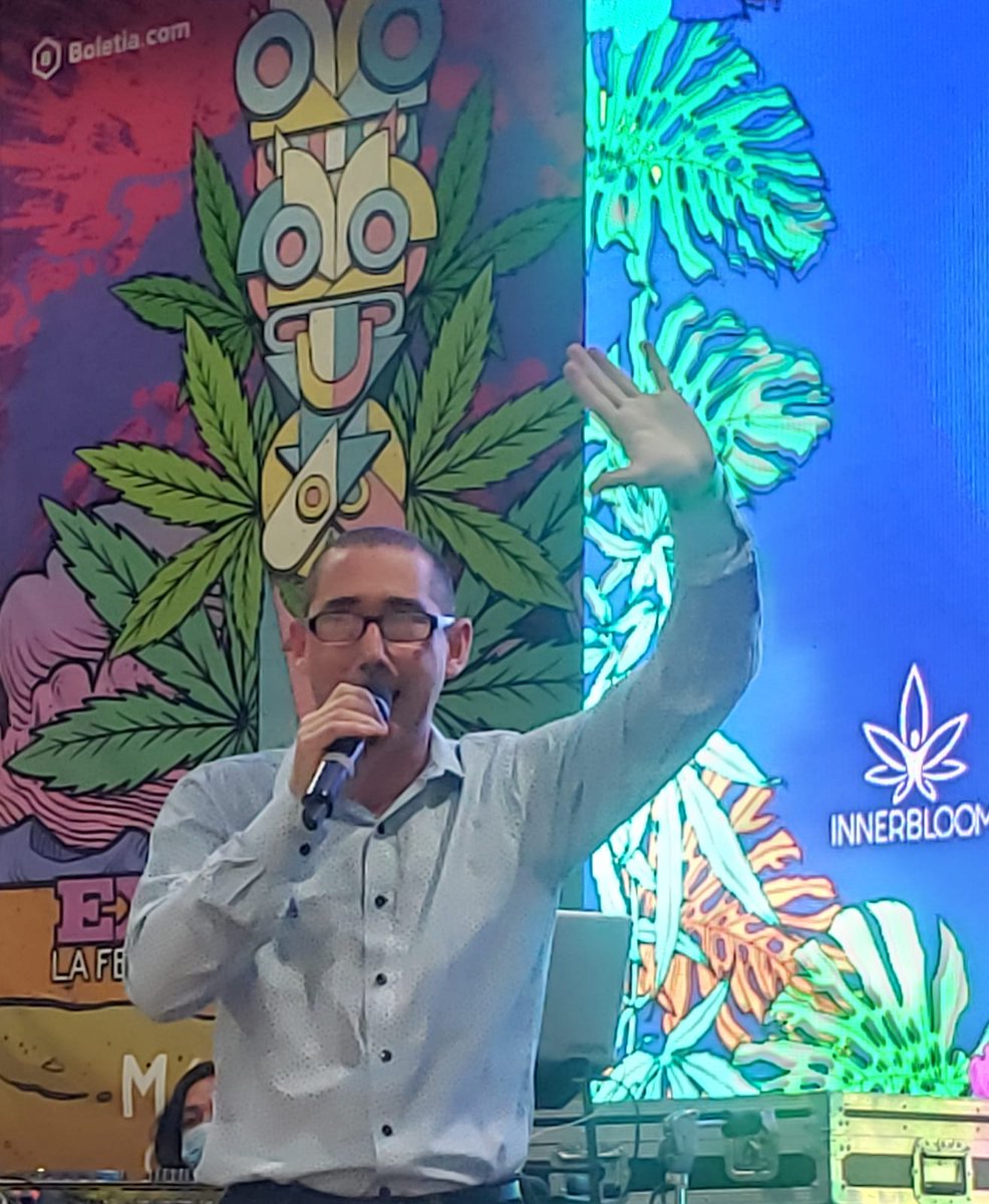 GrowwCoin's tweet photo. Download our #GrowwLand #App , buy and #groww with us ... 🙂

#growwcoin #growwland #CannabisCommunity #CannabisNews https://t.co/8CZcdFlkkh