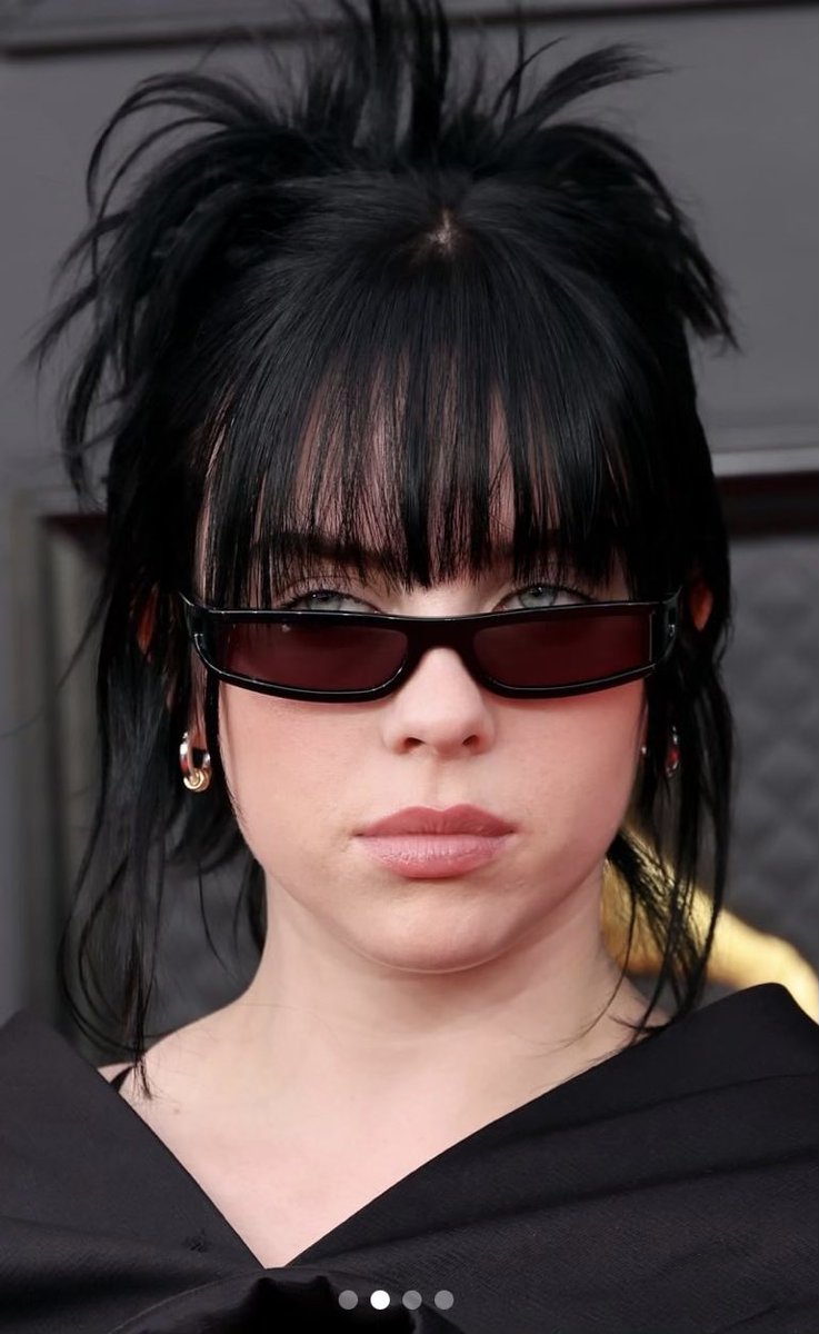 Michelle Collins tweet media