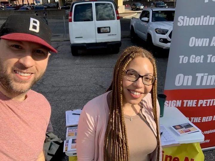 BRTA_mandate's tweet photo. BTEC is back at the JFX Farmers Market, enjoying the warm, spring weather and collecting signatures for our petition campaign to #BuildTheRedLine
Join us every Sunday at the JFX Farmers Market.
Pictured: BTEC Chief of Staff, Kamaria Moir
BTEC Volunteer, Jason https://t.co/DnaTvL5zPm