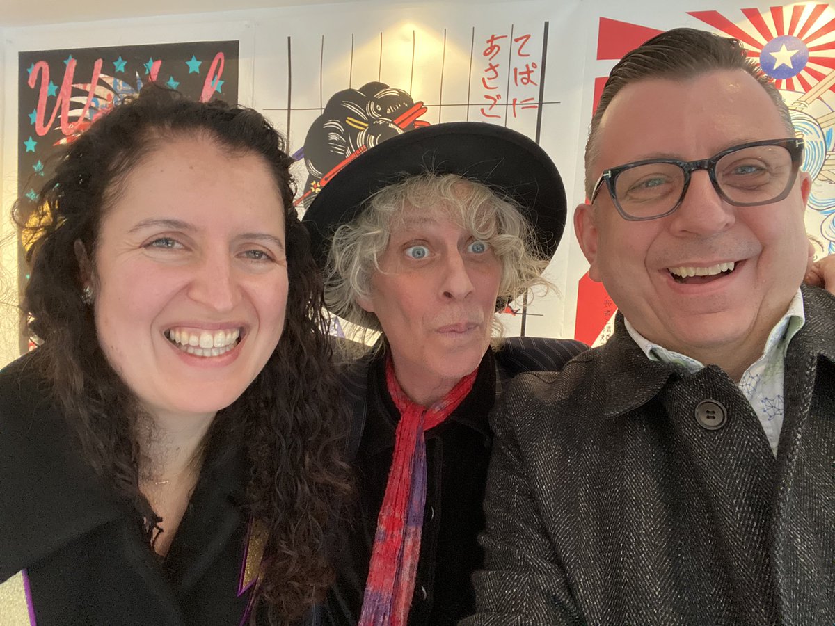 RichardCrouse's tweet photo. Artist, glam rocker and former Billy Idol bassist #ZaneFix sold us cool #DavidBowie painting today! #nyc Photos to@come@when we have it framed! https://t.co/3DivcGM8m5