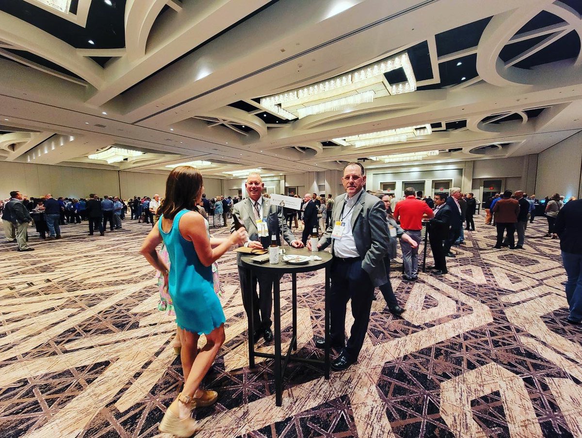 midamericacat's tweet photo. PLRB - Property &amp; Liability Resource Bureau welcome reception! https://t.co/idV8LhmGuY
