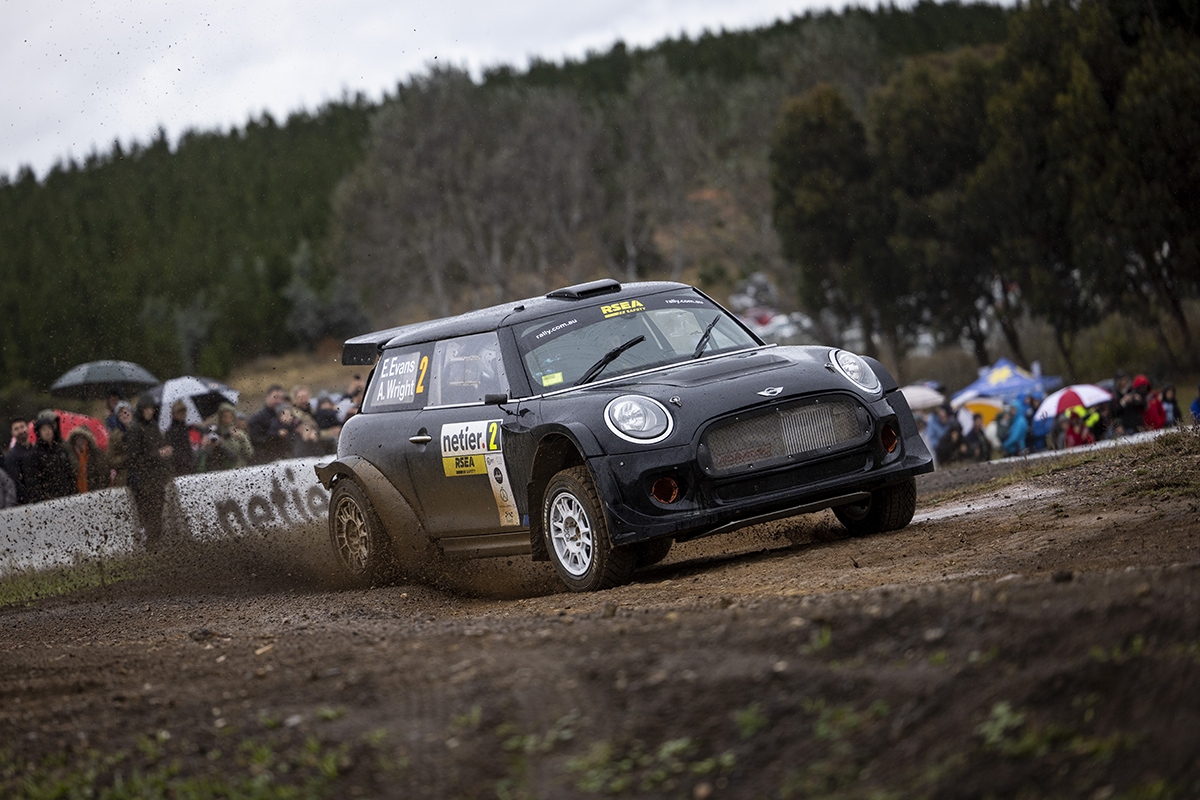 MattJelonek's tweet photo. MINI + Mud + Spectators = Rally
#ARC22 #NatCapRally #AP4MINI https://t.co/Sfy3W8iTjQ
