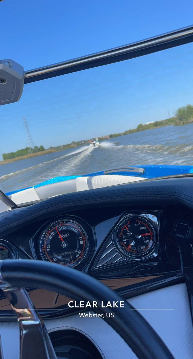 t_dunlap41's tweet photo. Let me drive the boat https://t.co/3D8BYQrvhV
