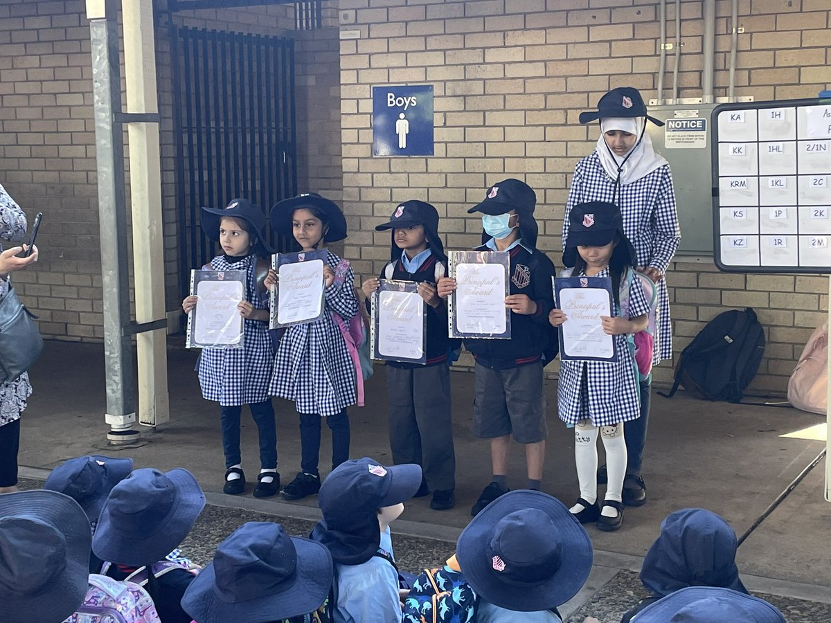 Congratulations to the Kindergarten students who received a Principal’s Award this morning <a href="/AuburnNthPS/">Auburn North PS</a> <a href="/MissSohailaa/">Sohaila</a> <a href="/AishaZeidan1/">Aisha</a> @HosaiSaidi <a href="/BehishtaRasuli/">MrsRasuli</a>
