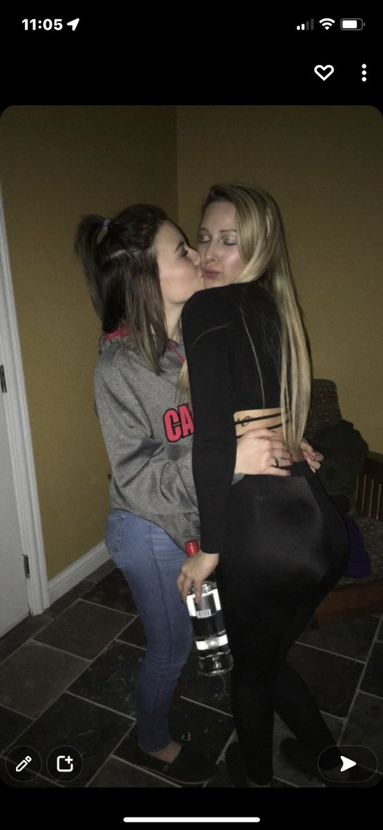lilliefieldss's tweet photo. Saw you &amp; said goodbye for the last time today, you’ll forever be in my heart though💕 https://t.co/tR2f3v2JXP