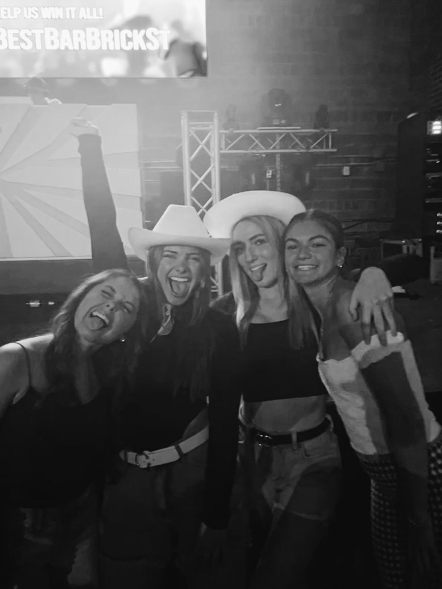 madsswest's tweet photo. we ❤️ u  @BrickStOxford #BestBarBrickSt https://t.co/lrANcilVMi