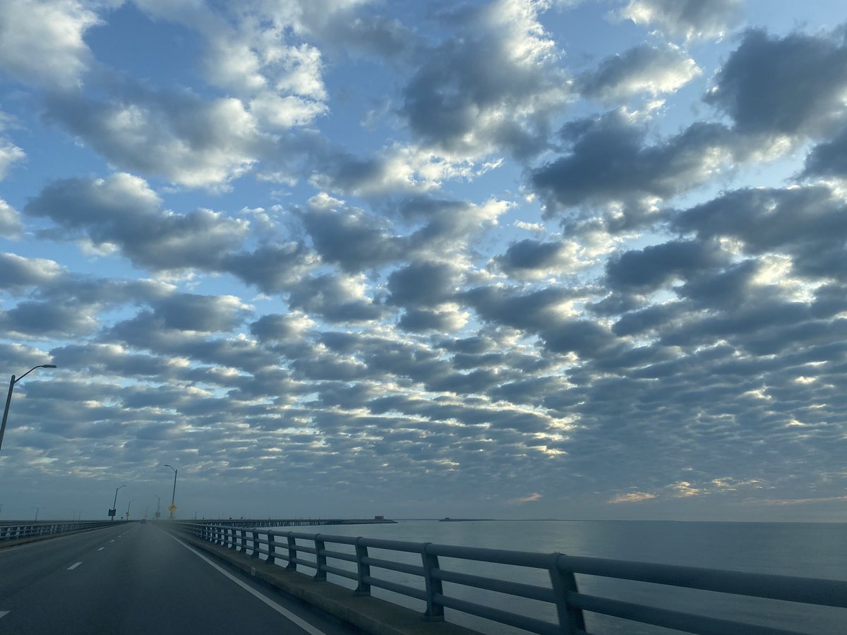 JPStudiesWater's tweet photo. Chesapeake Bay Bridge-Tunnel at sunrise 4/3/2022 🌤 https://t.co/4UWeTn3fpM