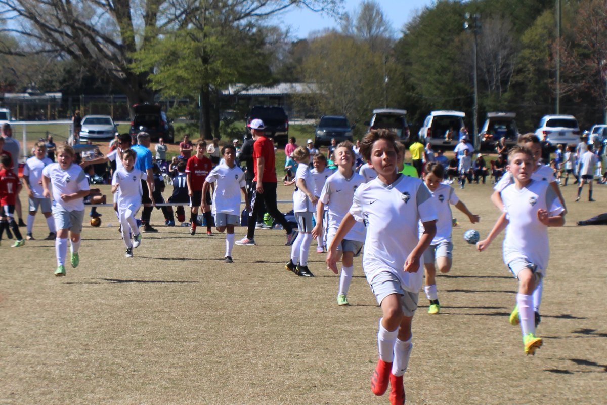 cloverelitefc's tweet photo. CEFC 2010 Boys lost a tough game 1 today vs Spartanburg United 1-3. They came back in game 2, and won 2-0 against Lakeland Torros.💥💪🏻 Well done Boys! Nice way to end their regular season. #CloverEliteFC #CloverStrong #ClubSoccer #ComeGrowWithUs https://t.co/KiJdXF0YSH