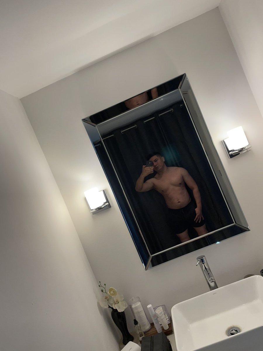 AlmoraO's tweet photo. #workout https://t.co/gY3v3slTrV
