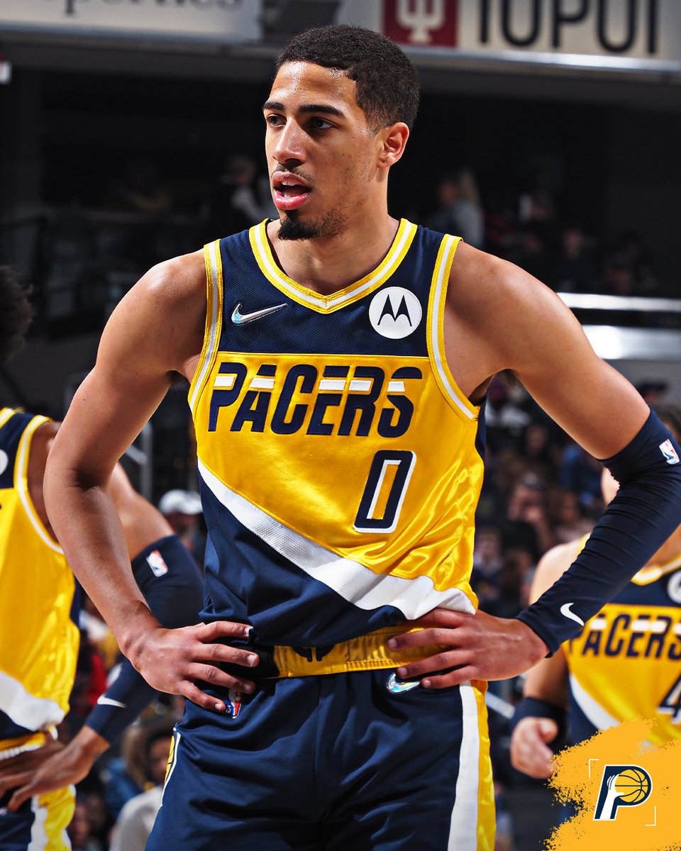Pacers's tweet photo. Tyrese Haliburton tonight:

19 PTS 
17 AST (ties career-high)
9 REB 
2 BLK 
0 TO

He's the first player in franchise history with 17+ AST and 0 TO in a game. He's also the only player in the NBA this season with multiple 15+ AST and 0 TO games. https://t.co/uLPgz1qJ6X
