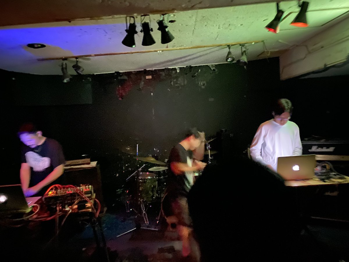 Panofix's tweet photo. 昨晩のFEROCIOUS X企画
"CHANNEL ZERO REALITY Vol.25"沢山のご来場有難うございました！

ゲストのSOLMANIA SLUR ,EARTAKER
の脳髄直撃の轟音を浴びれて最高でした！🔥

又、次回も強力なゲストを迎えてブチかますので宜しくです！！！✊ https://t.co/8MA7aRmKLV