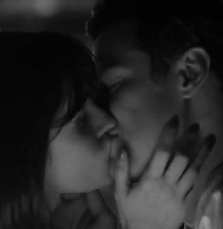 stehersz's tweet image. queria dizer que amei a troca de corpos, mas agora quero eles de volta
parece outra novela, me sinto tão perdida 😭 pf, mw faça isso acontecer logo!! #QuantoMaisVidaMelhor