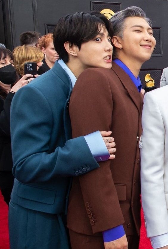 namkook pics tweet media