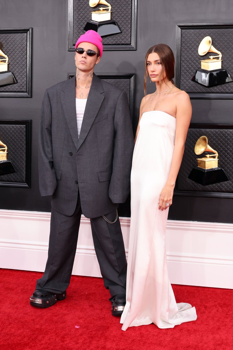 MTV's tweet photo. SPOTTED: @justinbieber & Hailey Bieber π #GRAMMYs https://t.co/1MMhbNTRpL