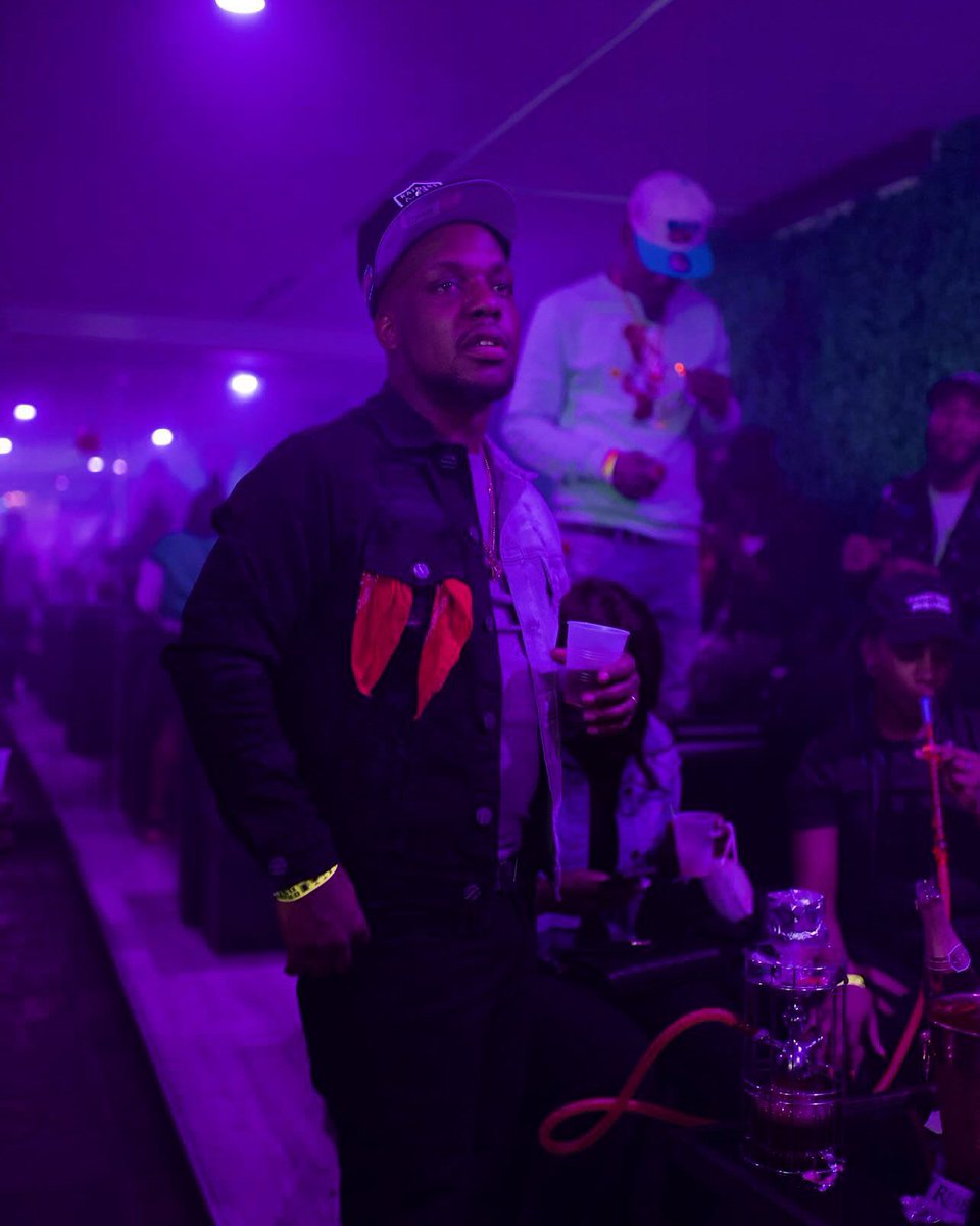 UpShor's tweet photo. I reaLize the people u put on the highest 🪜 b the ones that knock u down the most‼️‼️‼️ #dolo_shit #ImLearning #DaRudeOne #BGM #BON #SupportDntCostADollar but it’s good them #ReneGades still around https://t.co/WKSHGxRnHG