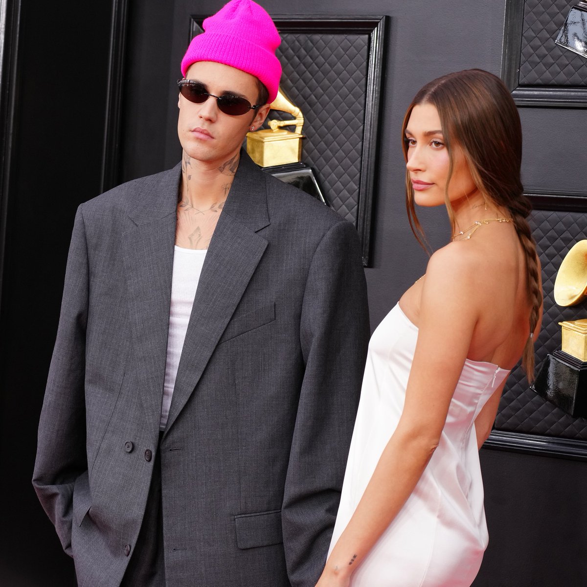 .@justinbieber and Hailey Bieber have arrived on the #GRAMMYs red carpet 😍