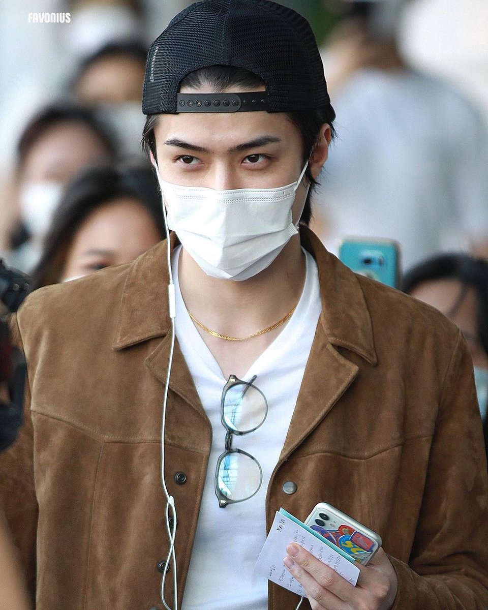 94LOOKS's tweet image. #SEHUN #세훈