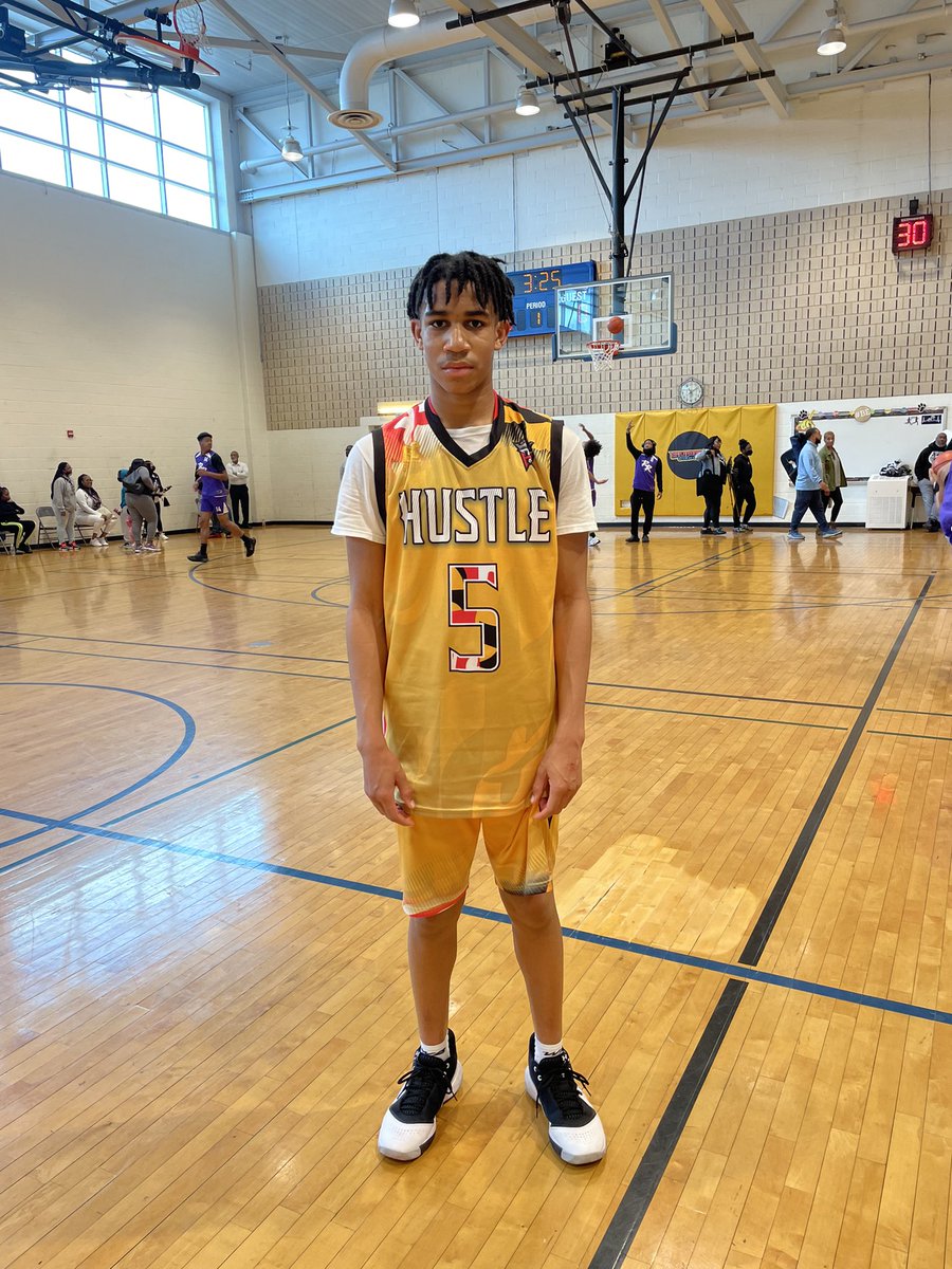 itsmechadwilson's tweet photo. The SMAC conference representing well here at the #SuperCircuit with @teamhustledmv ; backcourt , Collin Farmer and Alijah Wheeler with solid performances today. https://t.co/qqgHQkuyfH