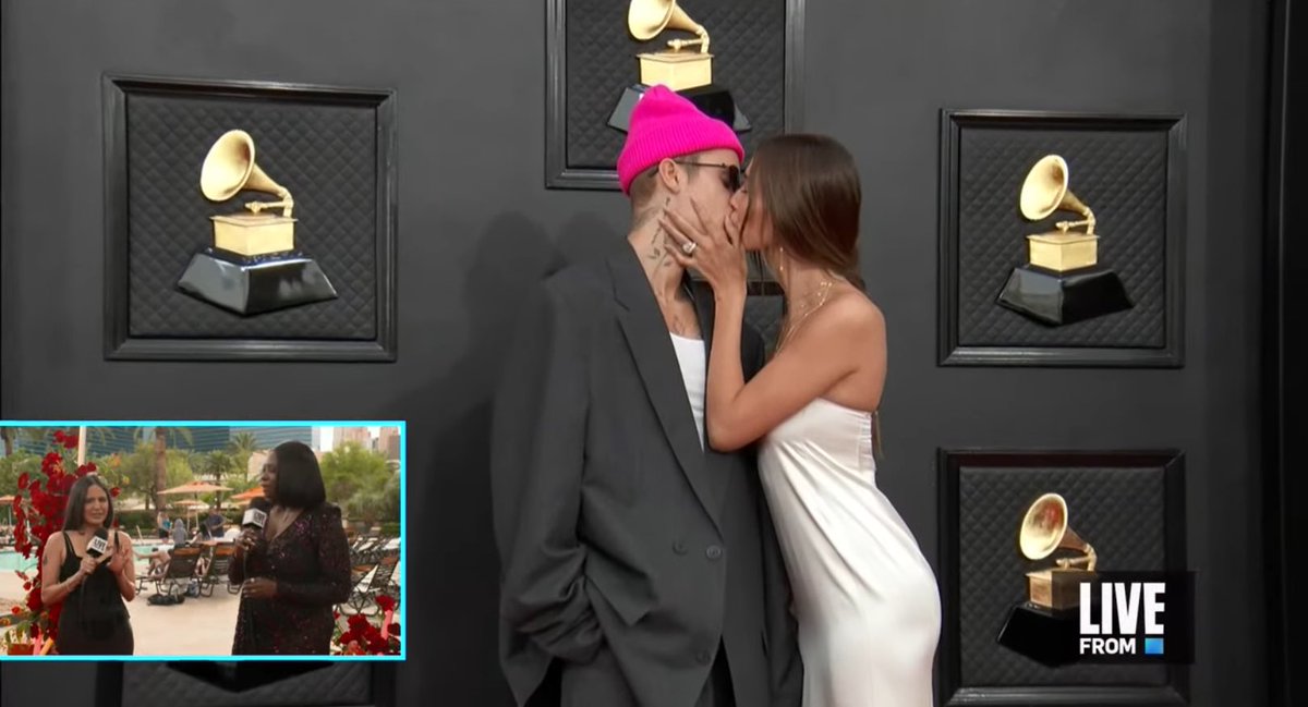 feelshoIy's tweet photo. hailey bieber dime qué se siente ser la favorita de dios. #GRAMMYs https://t.co/9fZHCDxT8Z