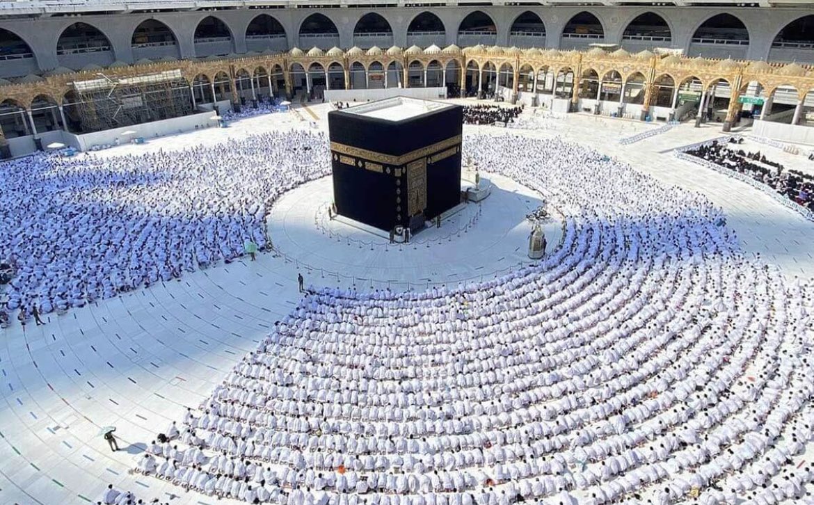 deen_tours's tweet photo. Umrah in Ramadan. Join us for last ten days of Ramadan and Eid in Medinah! Limited spaces left. Dates 4/17-5/5. Price $4200 for double room. Register at https://t.co/CrGPmcUVvN or call +1 (412) 738-0603 #umrahusa @1MMPGH @1MMeducation @GtownMasjid @SalafiAudioULTD @AbooSuhailah https://t.co/iReoJgbq7x