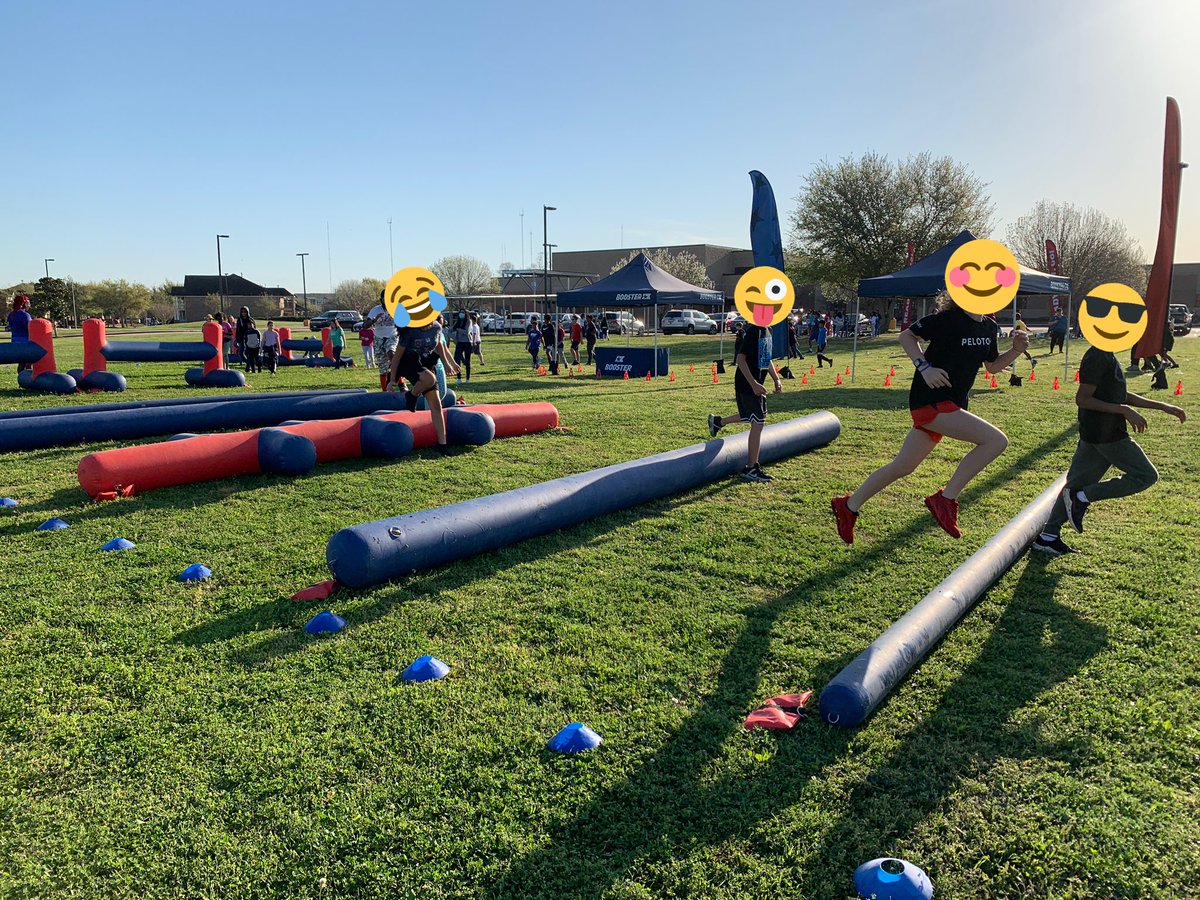 LegendreMusic's tweet photo. Schiff Sharks doing the Boosterthon Obstacle Course! @JSE_Sharks #SchiffESMusic https://t.co/xt6vLVfR9v