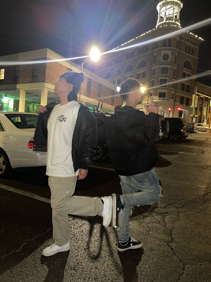 maxvsyou's tweet photo. me and dan so missunderstood 🙄🙄 🦇 🦇👹👹 https://t.co/GeRXRsqNaR