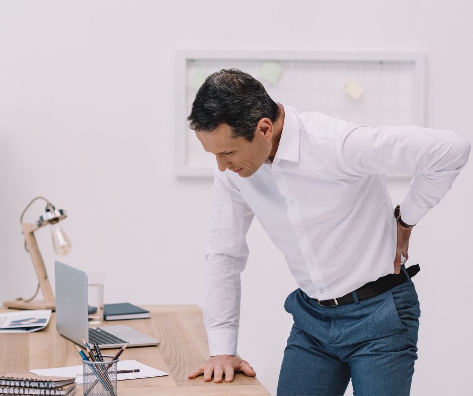 Fitin5Tribe's tweet photo. THE MONDAY MINDSET!!
Researchers have found that when people have lower back pain, often their inner core muscles do not function correctly.
So, dysfunction of the inner core could be one of the causes of lower back pain.
#backpain #fitin5 https://t.co/6qb7eVV3Rd