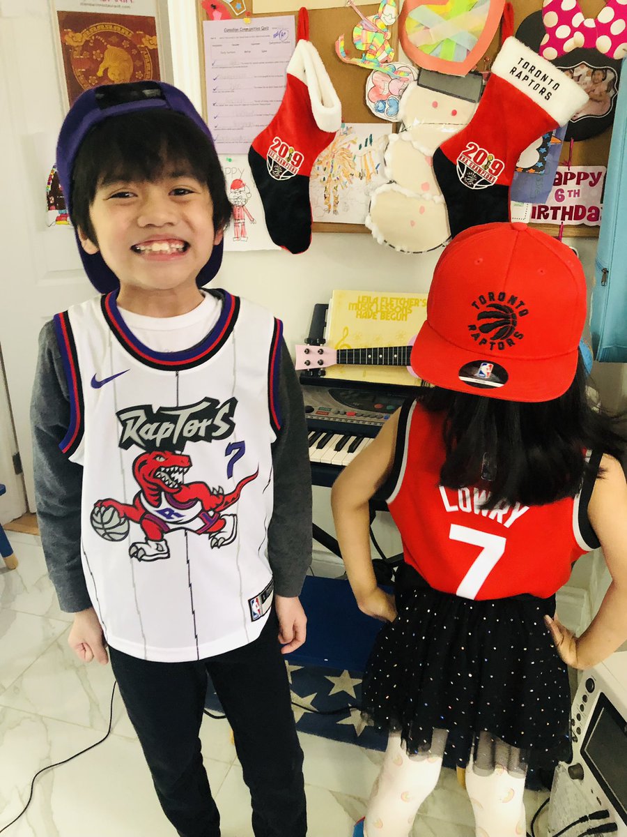 mjv0217's tweet photo. Kyle Lowry Day! @Klow7
#KYLELOWRYDAY #kyleovereverything #GROAT #oncearaptorsalwaysaraptors #WeTheNorth https://t.co/hHYGlW38Mb
