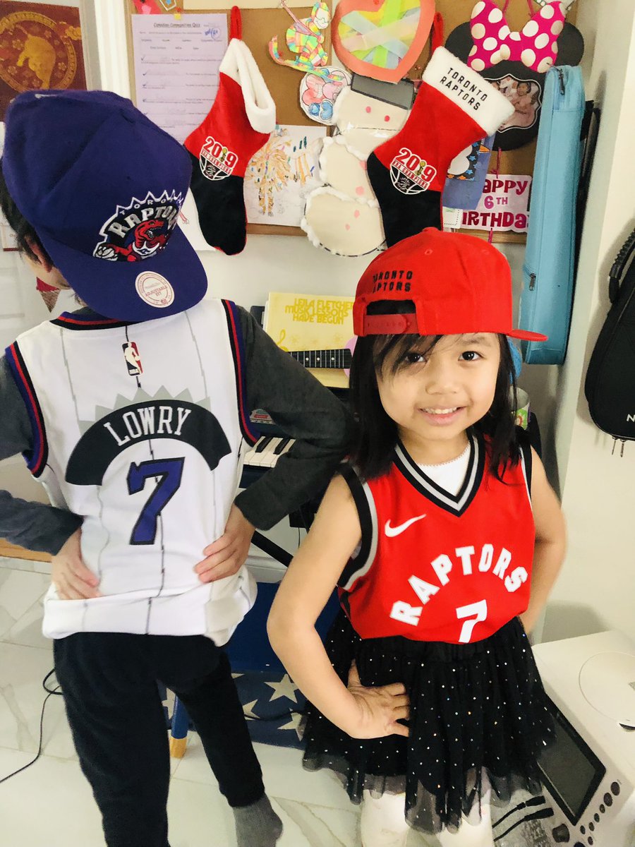 mjv0217's tweet photo. Kyle Lowry Day! @Klow7
#KYLELOWRYDAY #kyleovereverything #GROAT #oncearaptorsalwaysaraptors #WeTheNorth https://t.co/hHYGlW38Mb
