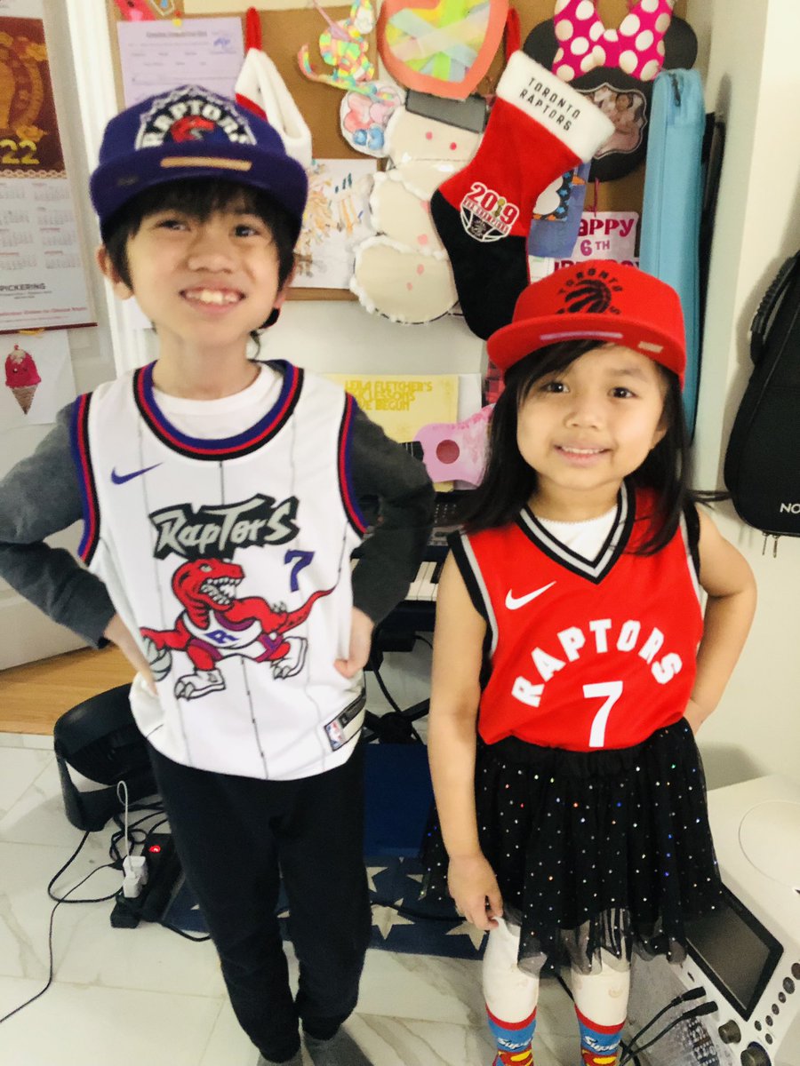 mjv0217's tweet photo. Kyle Lowry Day! @Klow7
#KYLELOWRYDAY #kyleovereverything #GROAT #oncearaptorsalwaysaraptors #WeTheNorth https://t.co/hHYGlW38Mb