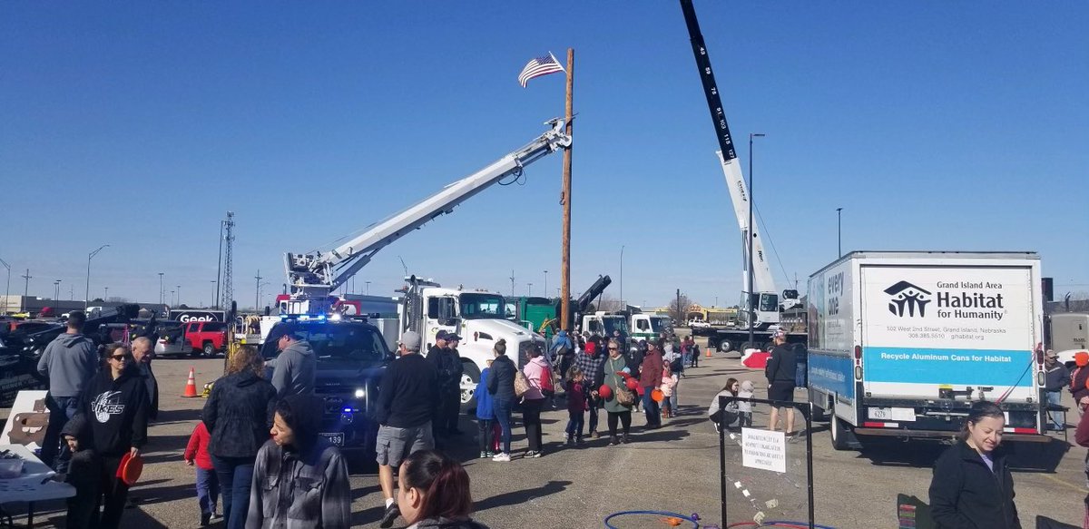 NSP_TroopC's tweet photo. Touch a Truck Event at Conestoga Mall Grand Island with Sgt. Watson and Trp. Knuth. #kramerstowing #hallcountyso #gipd https://t.co/4RWV71DBdV