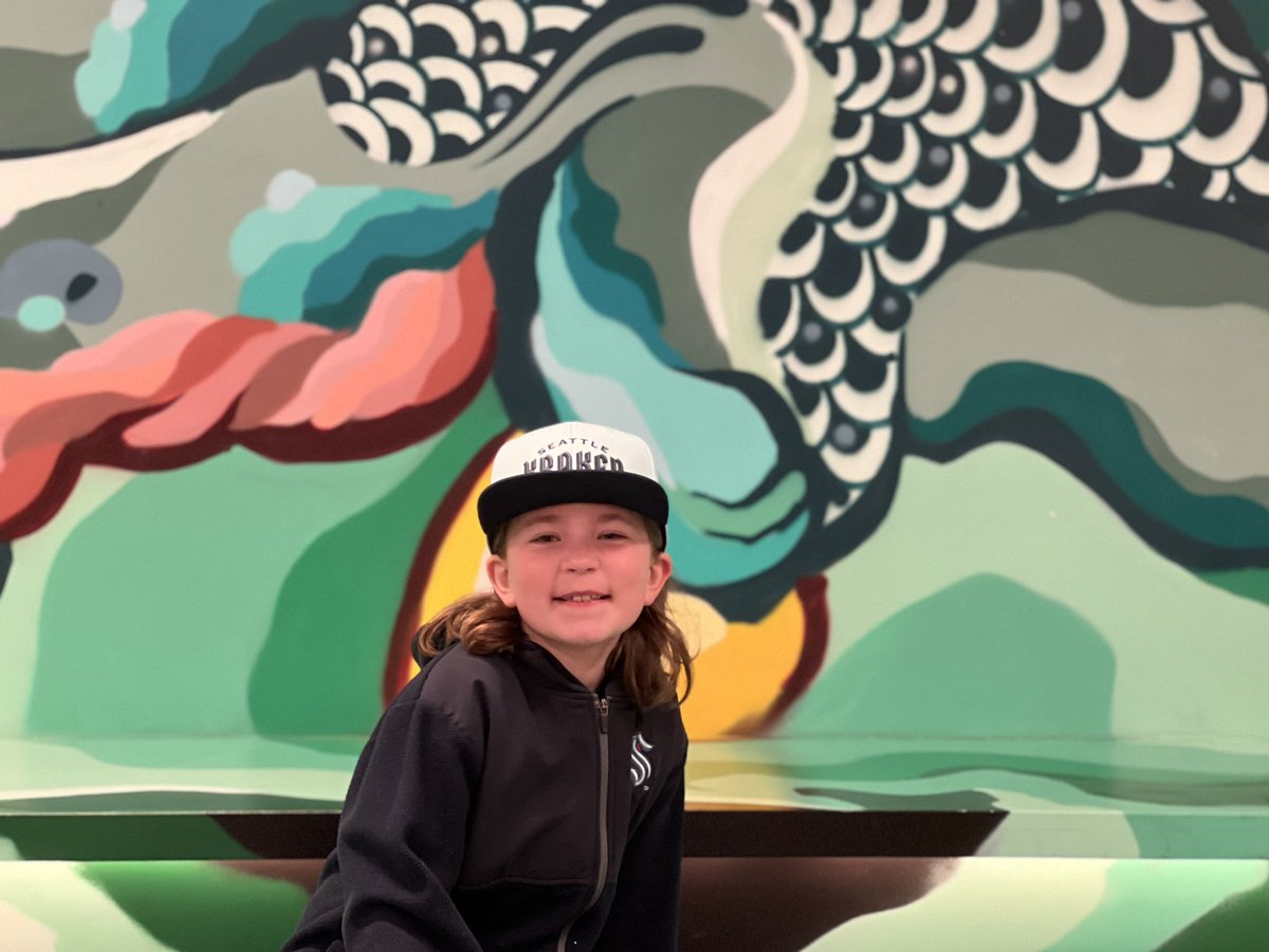 SnoJoe1's tweet photo. It’s Kid’s Day! Go Kraken! #Seakraken #WHEREiROOT https://t.co/soOKV8GyJ1