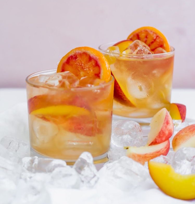 wellscoffeeFL's tweet photo. need a little refresher ? try our new iced peach green tea https://t.co/vNsNmfc1m9
