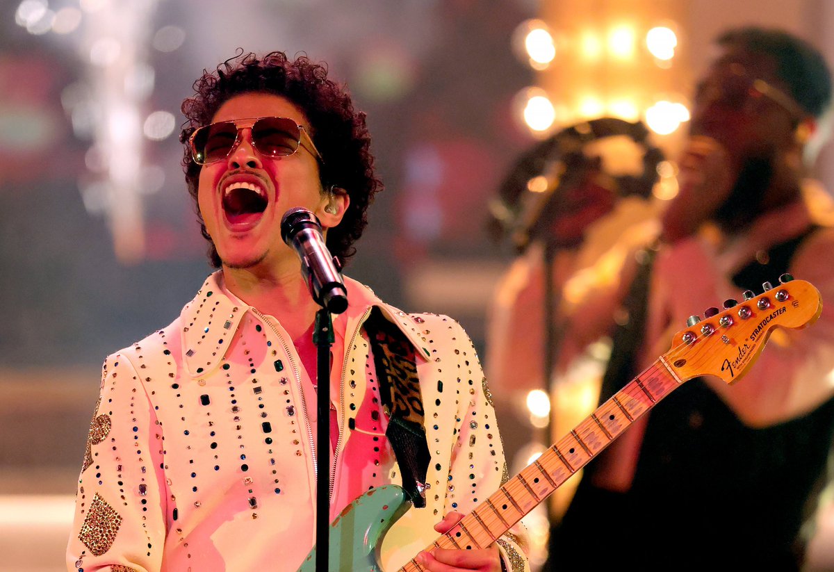 BRUNO MARS