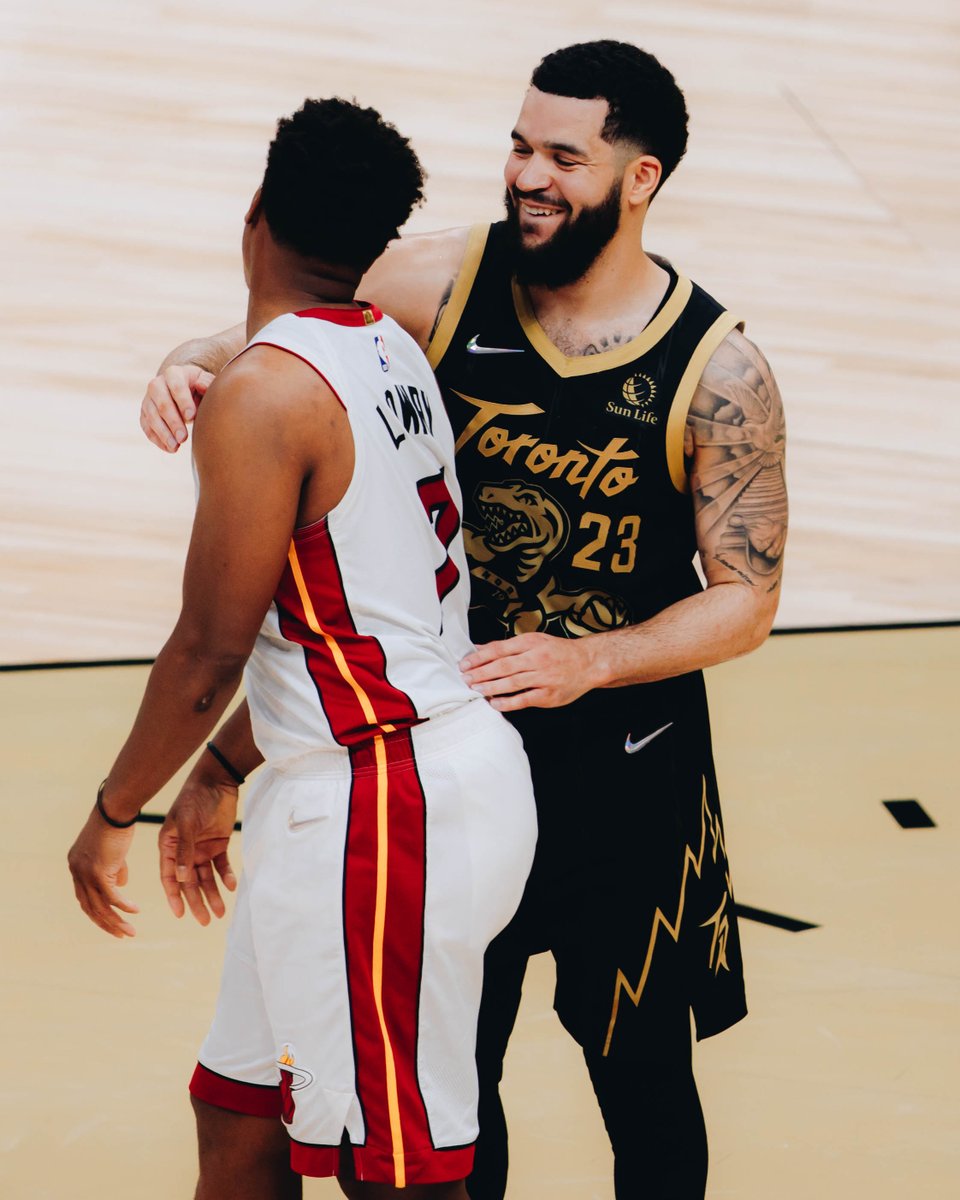 UNCanada's tweet photo. Always love between these two ❤️ @Klow7 x @FredVanVleet 

The NBA is truly a brotherhood https://t.co/ej3wZIeSiu