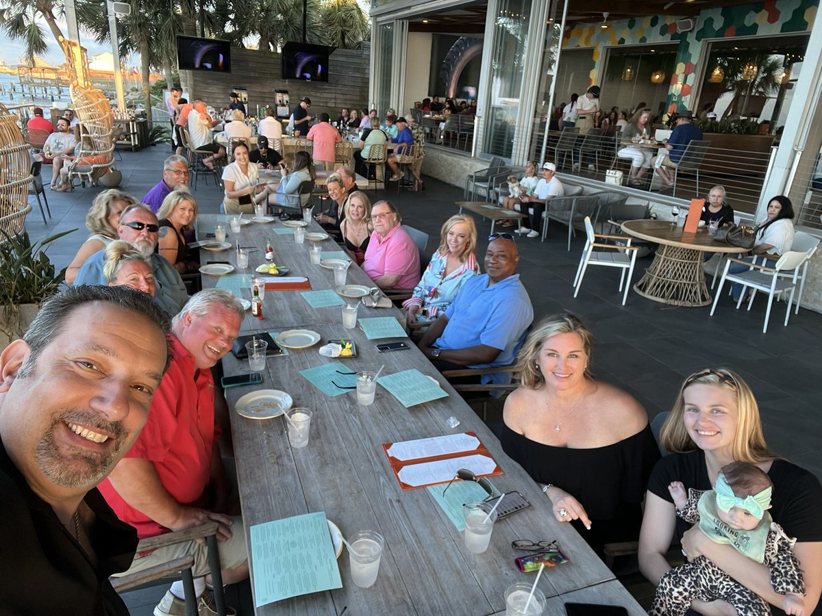 PowerPeteB's tweet photo. The gang’s all here!! #pier6 #sanleontx https://t.co/GfiGJUbPaN
