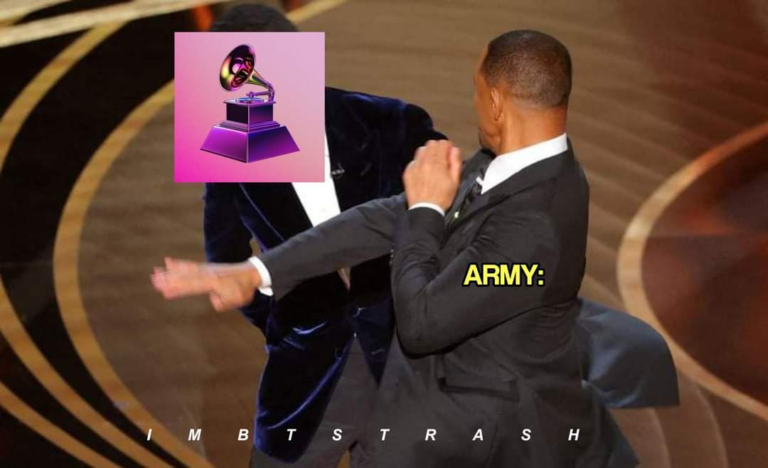 arybluess's tweet photo. @RecordingAcad @DojaCat @sza https://t.co/qdNzwJdi6k