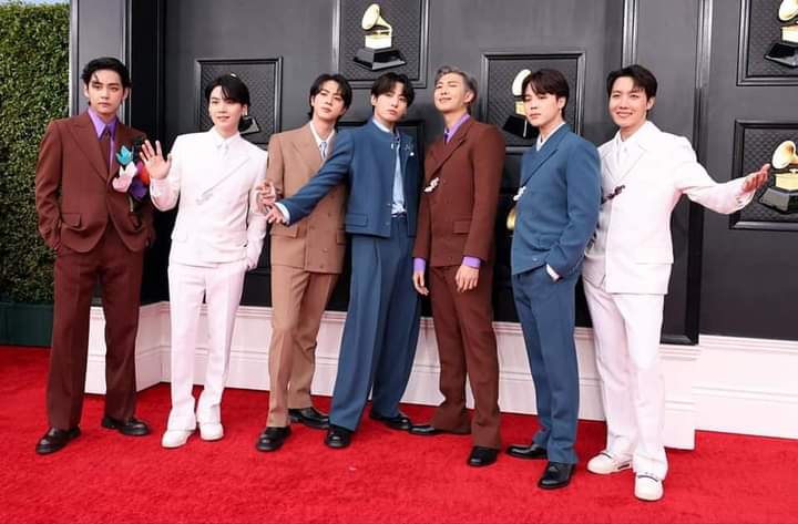 DikshaliL's tweet photo. #BringTheHeatBTS #winnomatterwhat
THEY ARE WINNERS WITH OR WITHOUT GRAMMY #HEARTWINNER💜✨ love you #BTS https://t.co/tn5LL4J3Mp