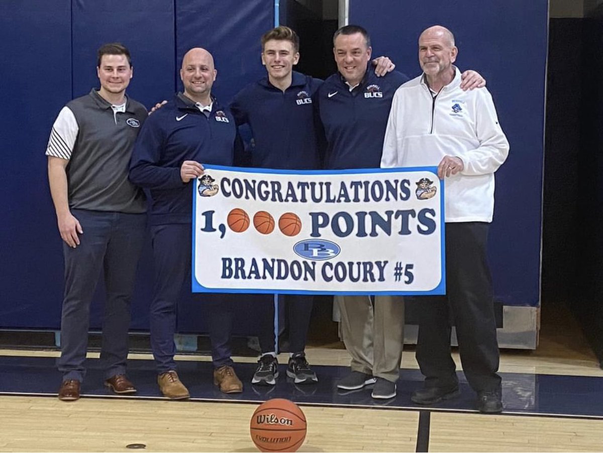 Congrats to <a href="/brandon_coury/">Brandon Coury</a> for being named to the valley news dispatch 1st team all star in the AK Valley.  <a href="/Bucshoopscoach/">Coach Misho</a>  @AlexWhite2122