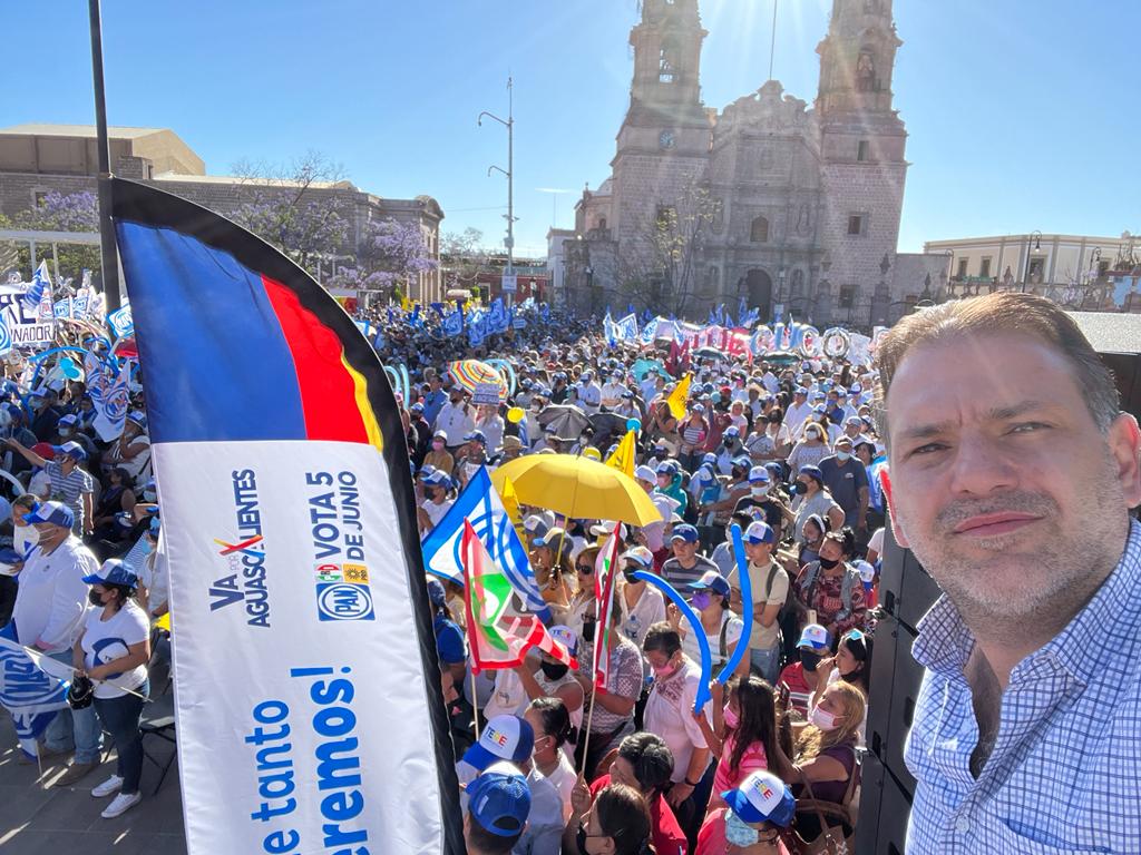 Christianvonroe's tweet photo. Seguimos en el arranque de campaña de @TereJimenezE en Aguascalientes.
Una mujer comprometida con el desarrollo de su estado y una visión con valores y cercanía con la población. Sigamos demostrando que @AccionNacional hace la diferencia en todo el país. #LoQueQueremos. https://t.co/ranuDDEKP7