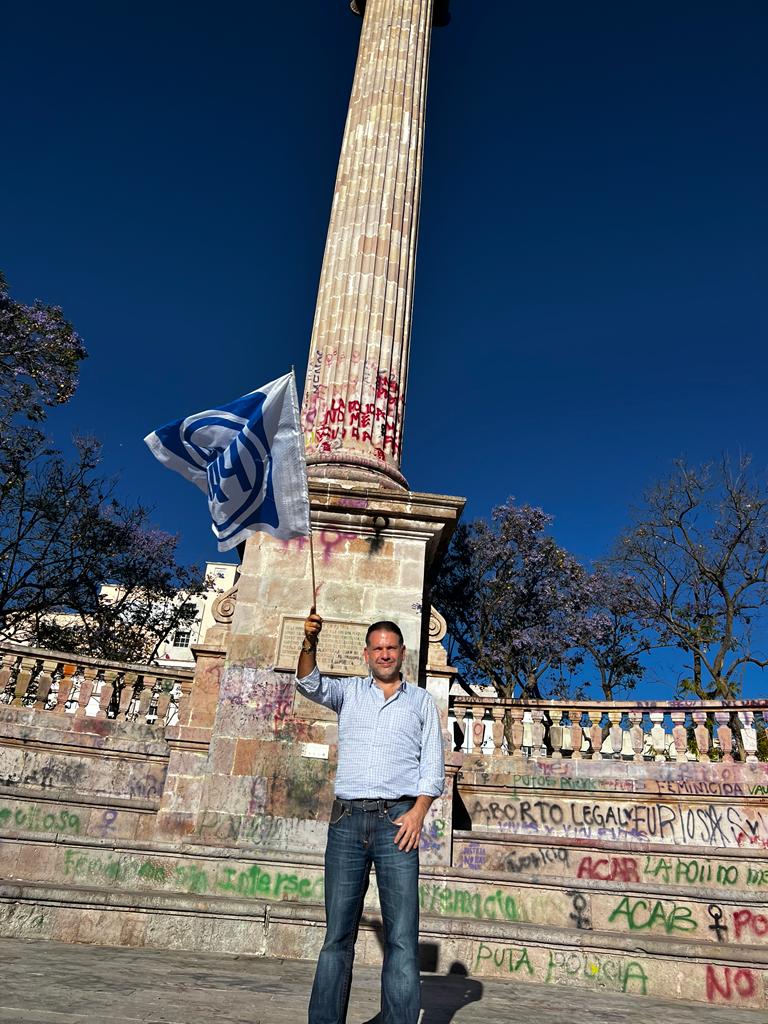 Christianvonroe's tweet photo. Seguimos en el arranque de campaña de @TereJimenezE en Aguascalientes.
Una mujer comprometida con el desarrollo de su estado y una visión con valores y cercanía con la población. Sigamos demostrando que @AccionNacional hace la diferencia en todo el país. #LoQueQueremos. https://t.co/ranuDDEKP7