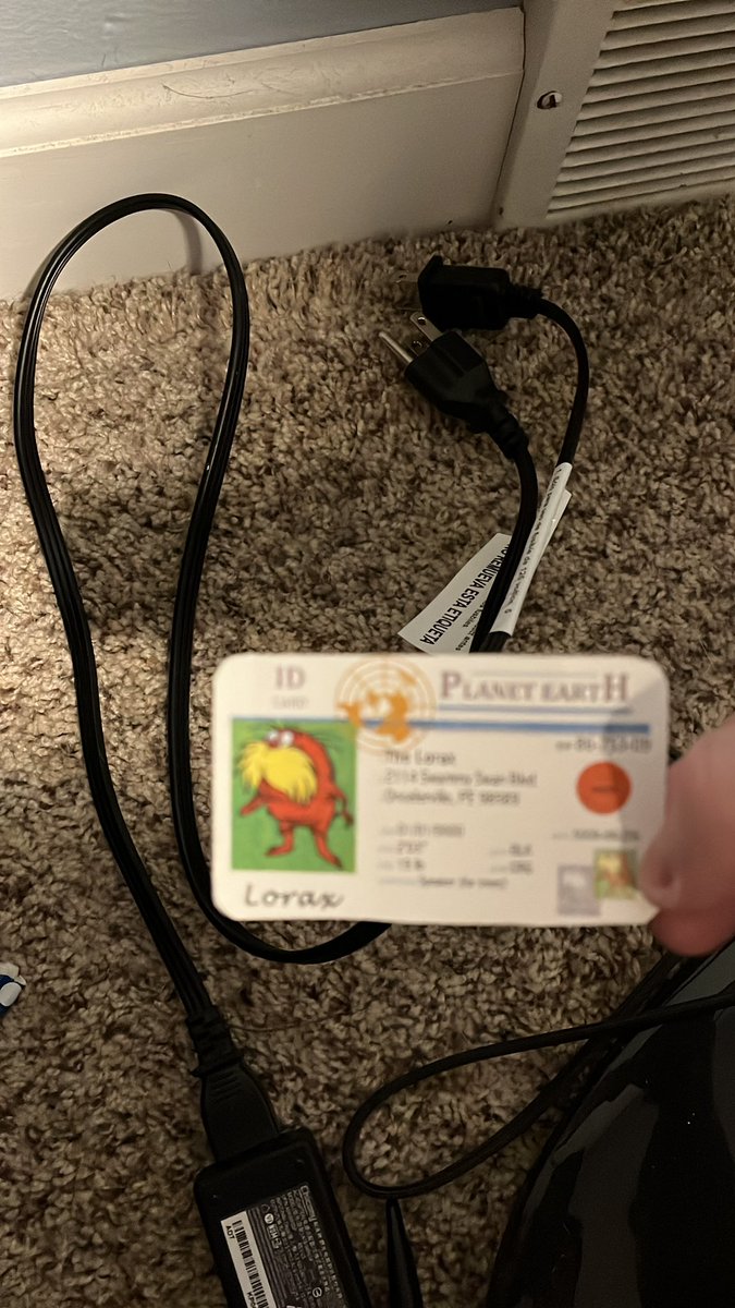 JackRemington23's tweet photo. Phantom watts are a huge waste of electricity. This is when you have something plugged into an outlet but isn’t being used. I make sure that when I’m not using something, I unplug it to save as much electricity as I can. @franklinlorax #apesenergy https://t.co/nWjUoeI5wX