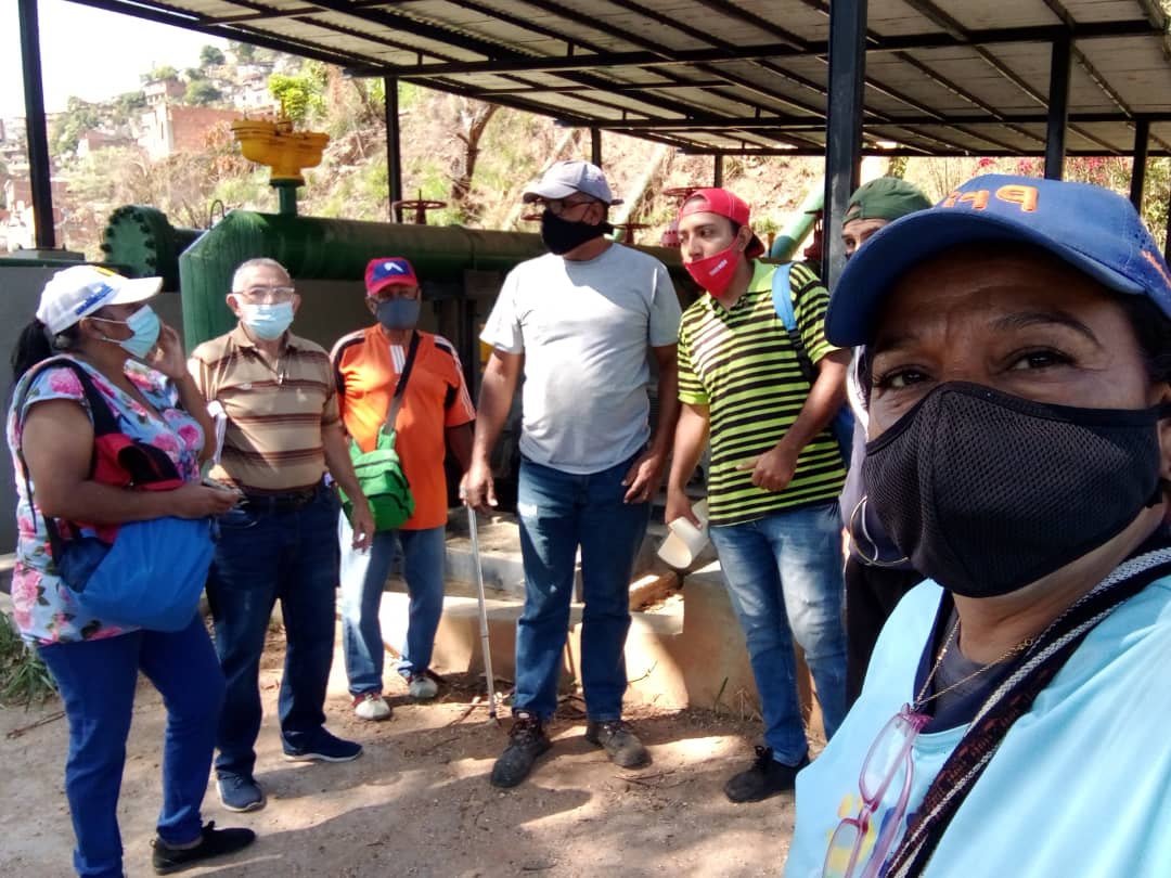 brippas's tweet photo. Haciendo la visita a la bomba de mamera nueva y manera vieja https://t.co/ybgwaknyUD
