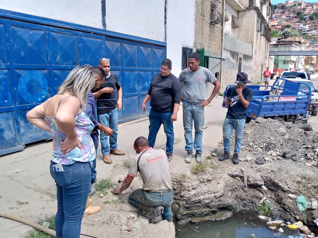 brippas's tweet photo. Haciendo la visita a la bomba de mamera nueva y manera vieja https://t.co/ybgwaknyUD
