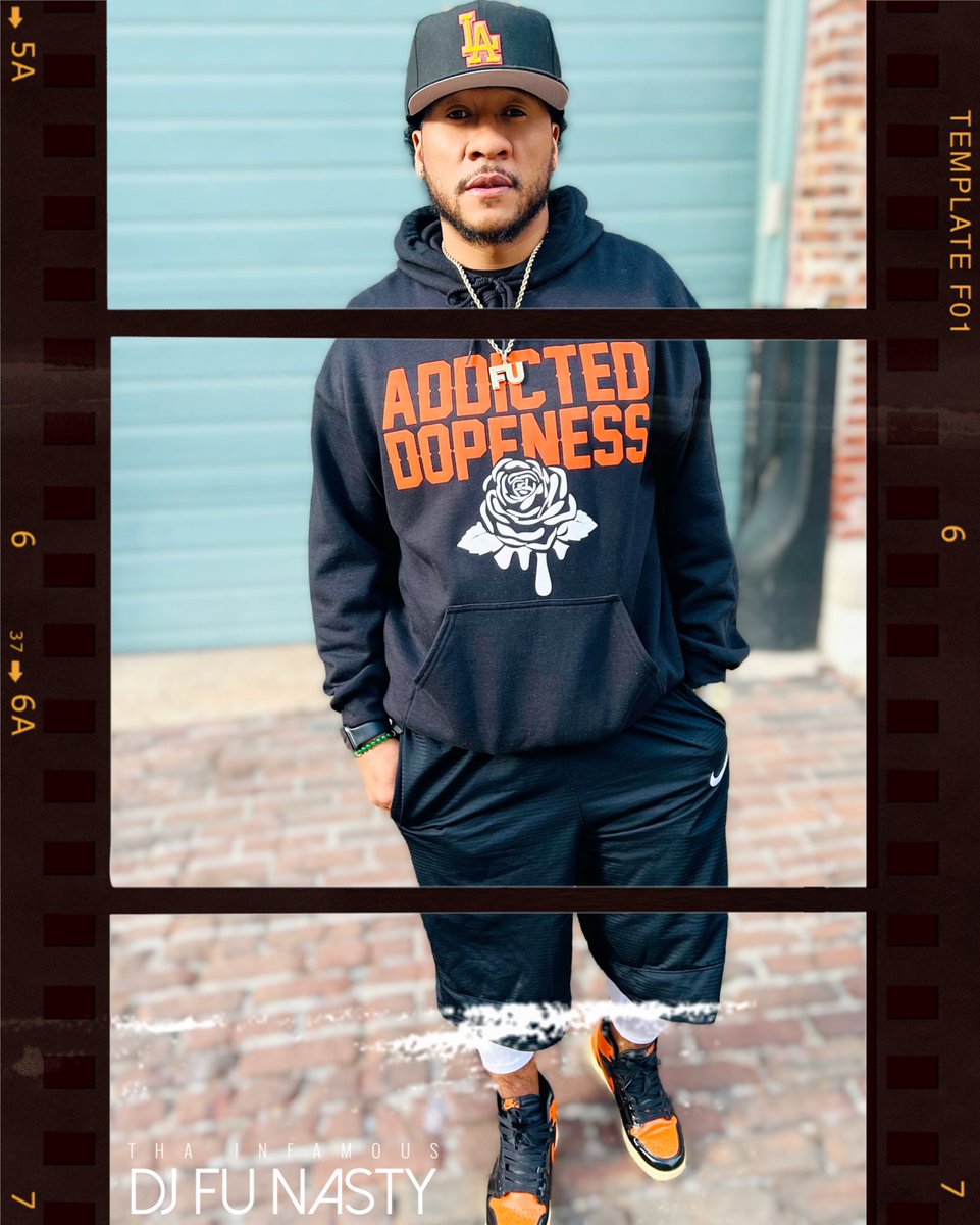 DJFuNasty314's tweet photo. We don't act like we got it, we act like we want it and that's how we get it…⁣
•⁣
•⁣
#IamKingDopeness ⁣
#BPLRForever⁣
#FDU⁣
#DopeGodFu⁣
#ShopWitMe⁣
•⁣
•⁣
👕 @dopeness_merch⁣
🌎 @DopenessADP ⁣
📸 @LeaitaShruggs https://t.co/SPnZbwavx0